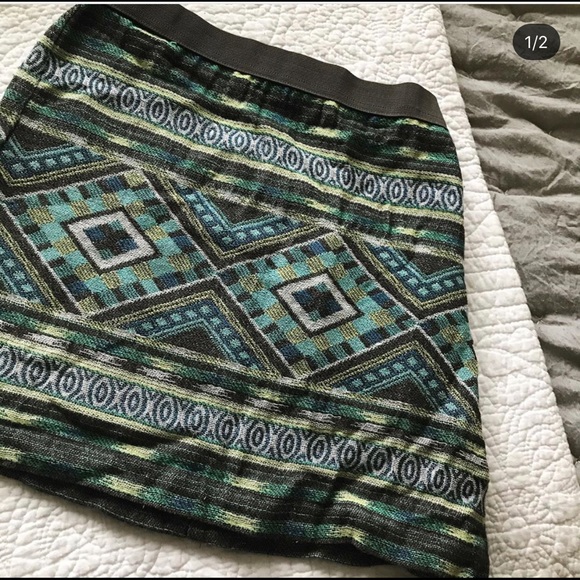 Green and teal printed skirt - Picture 1 of 1